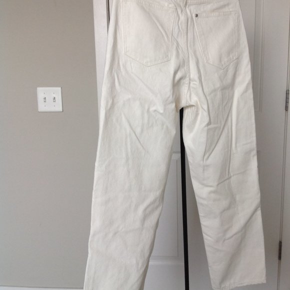 White Cream Loose Fit Coupe Ample Jean - Picture 3 of 6